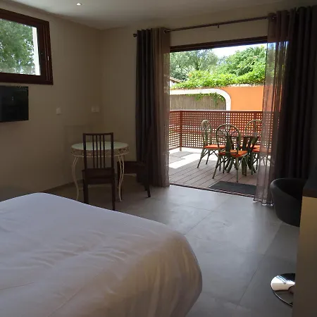 Les Terrasses Apartment